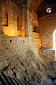 Sacra di San Michele. Lo Scalone dei Morti. 